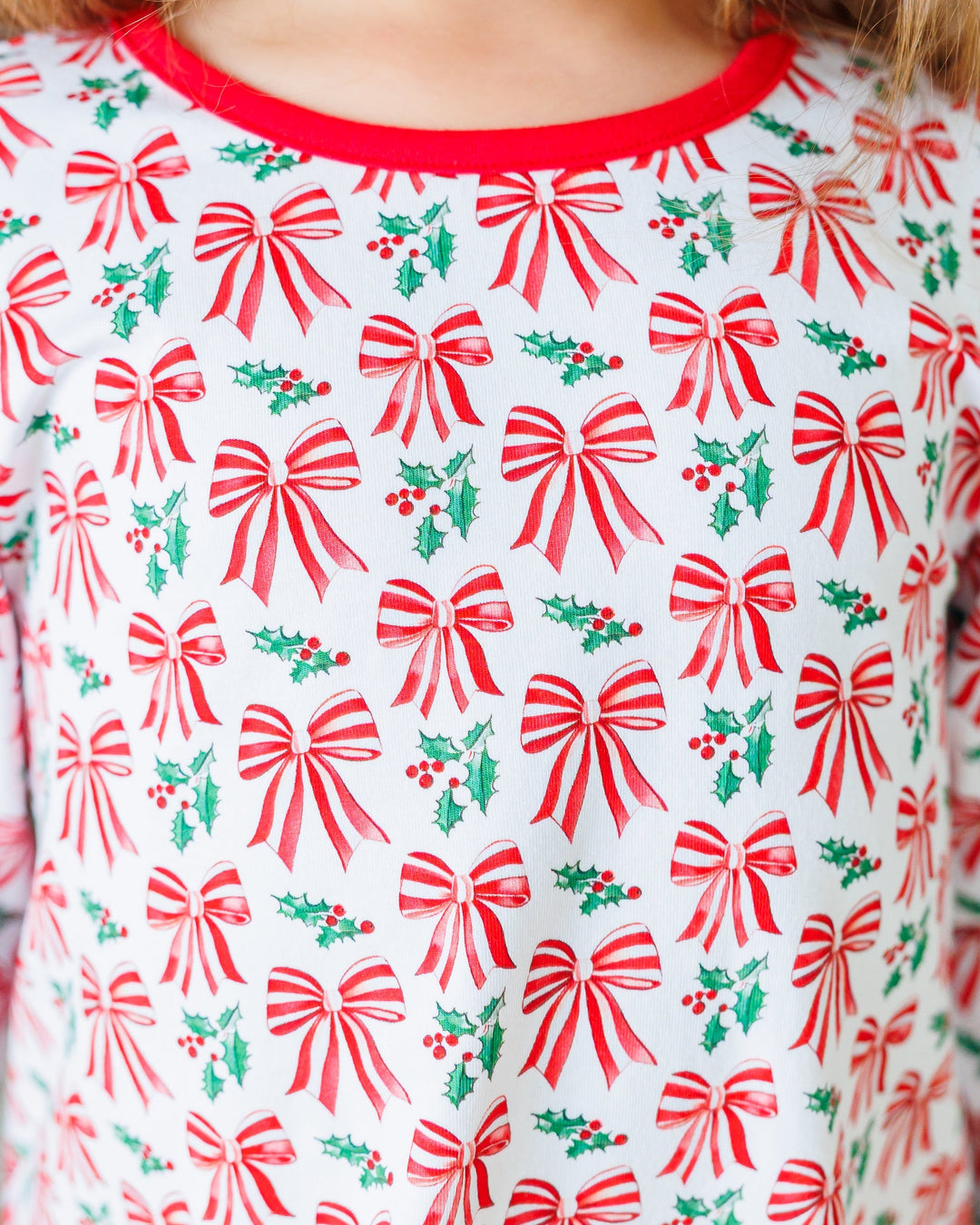 Merry Moments Elizabeth LS Set