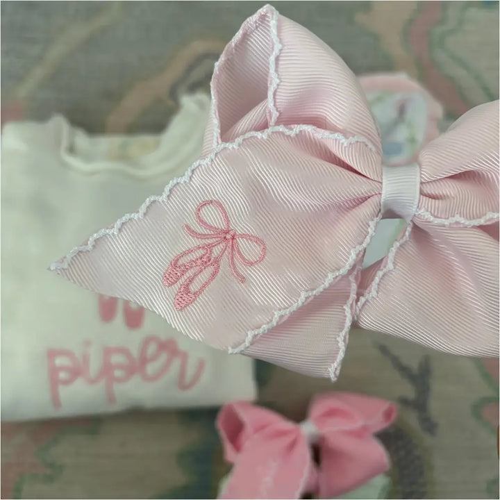 Classic Grosgrain Moonstitch Hair Bow - Medium New Accessory